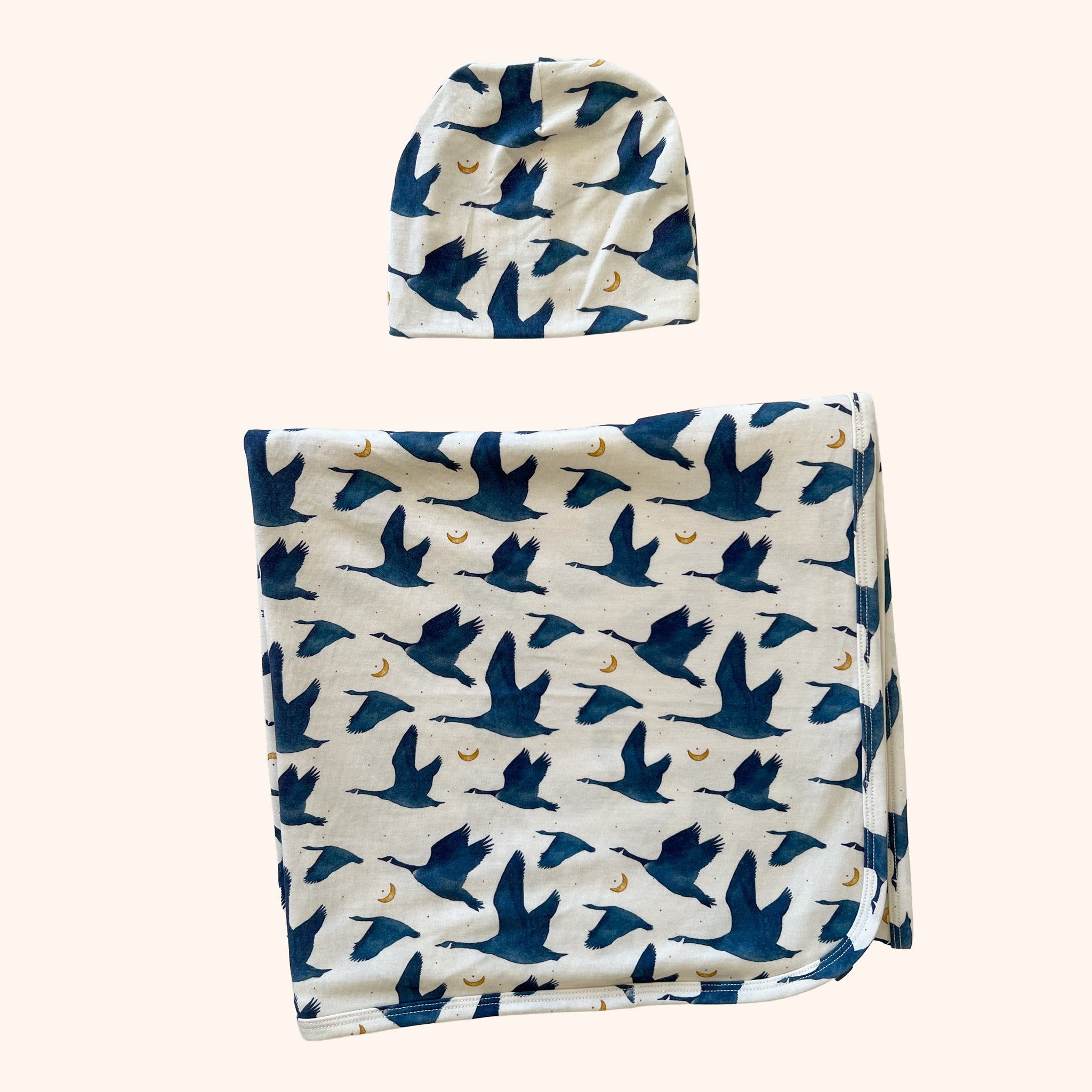 Gus Beanie Swaddle Set