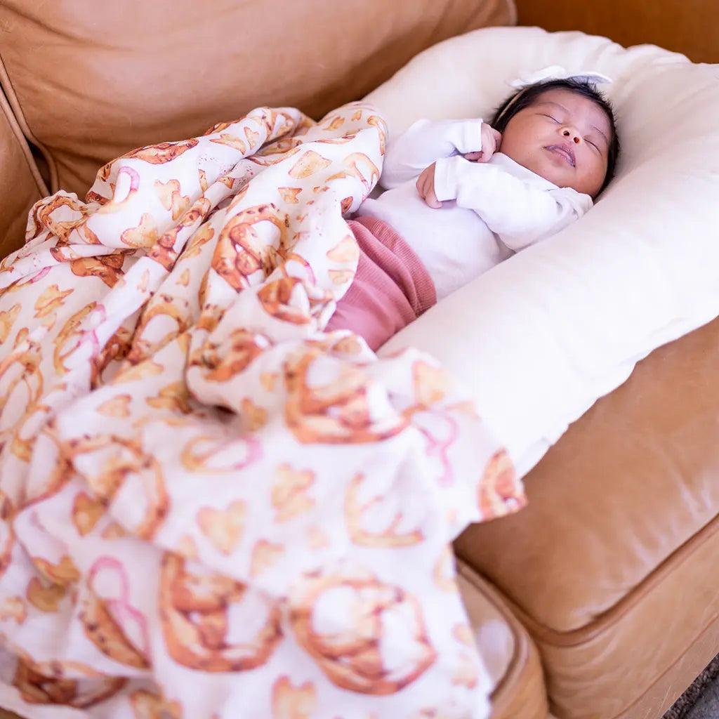 Pretzel Swaddle