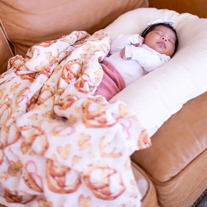 Pretzel Swaddle